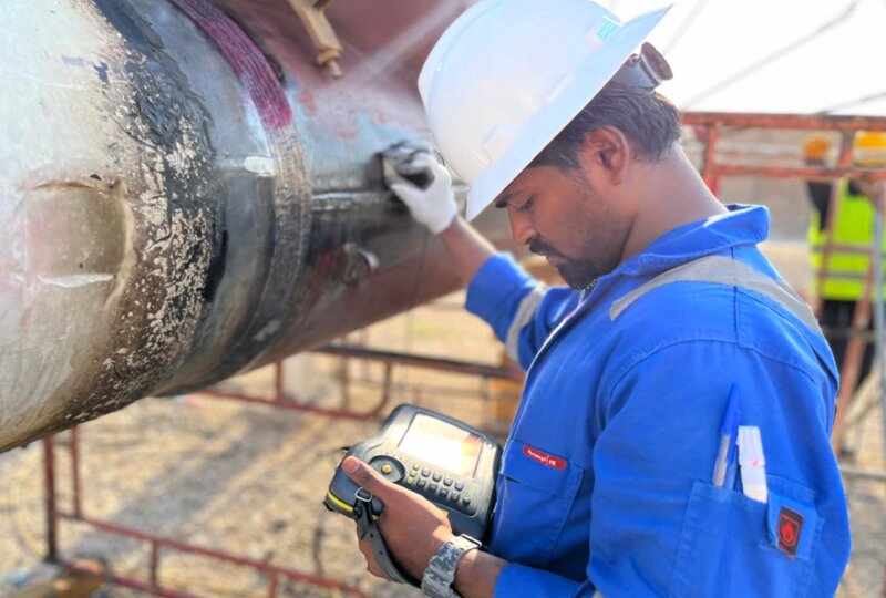 UT Inspector at Work